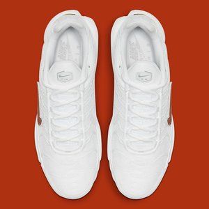 nike air max plus removable swoosh